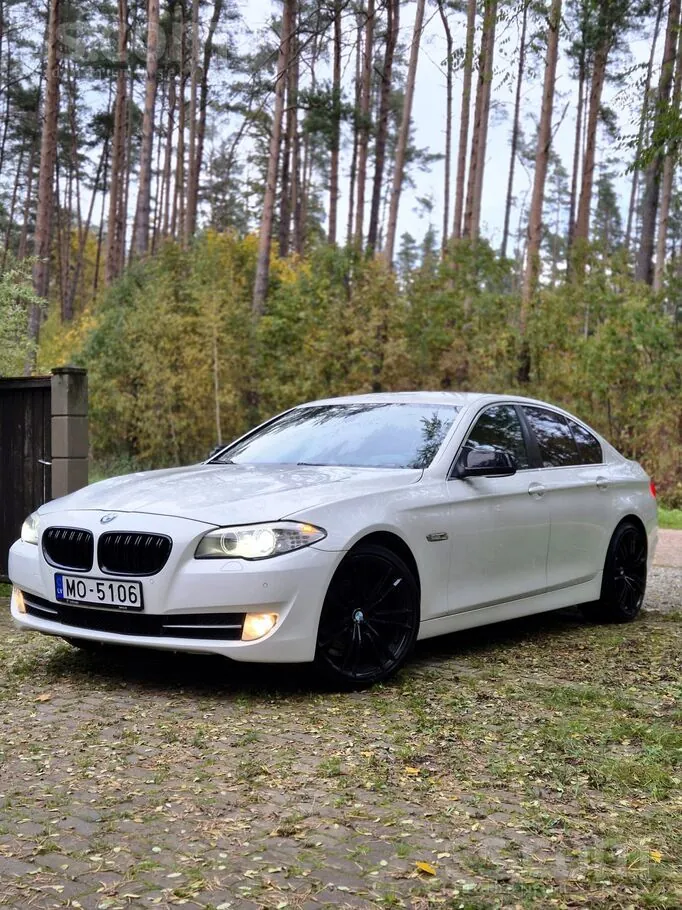 BMW 520D 2010 photo 2