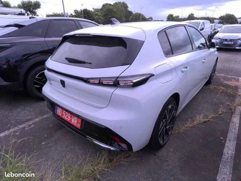 Peugeot 308 2025 photo 2