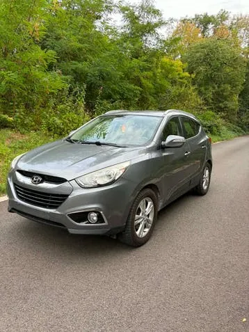Hyundai Motor 2012 photo 2