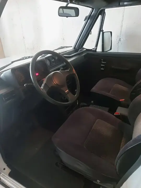 Mitsubishi Pajero 1989 photo 2