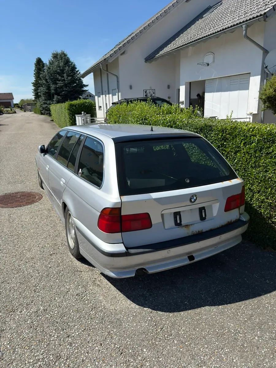 BMW 5 Series 2000 photo 3