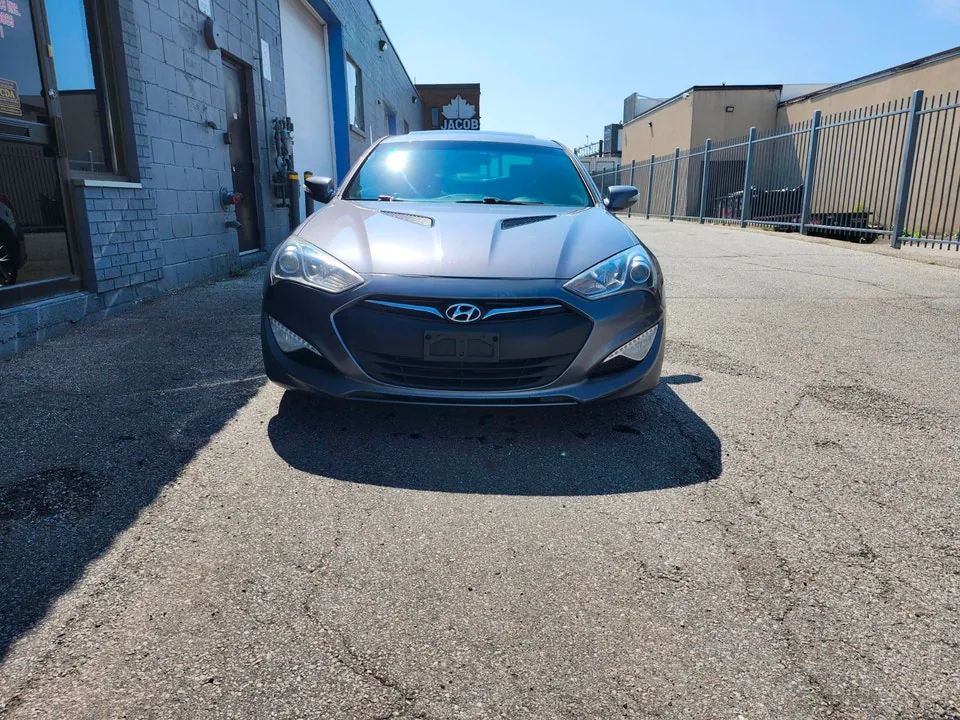 Hyundai Genesis Coupe 2015 photo 2