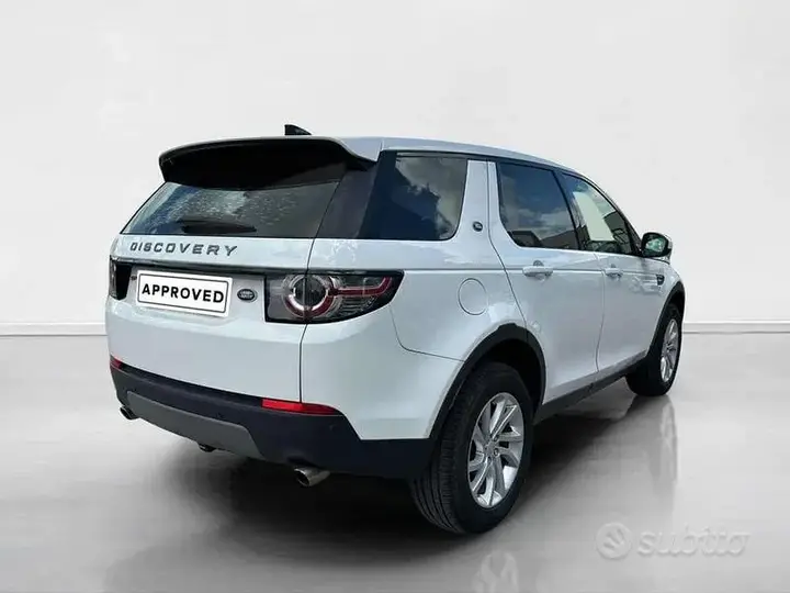 Land Rover Discovery Sport 2019 photo 2