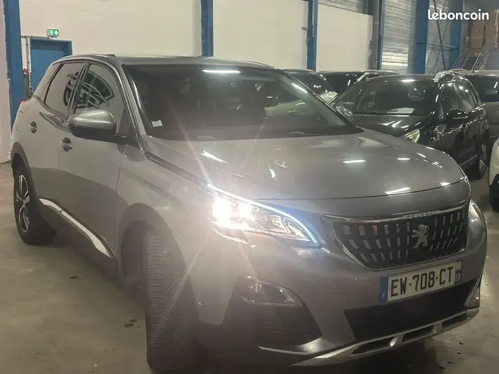 Peugeot 3008 2018 photo 2