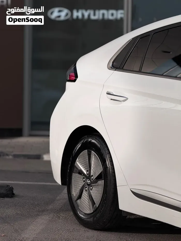 Hyundai Ioniq 2021 photo 3