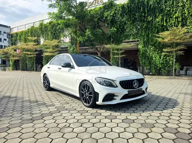 Mercedes-Benz C300