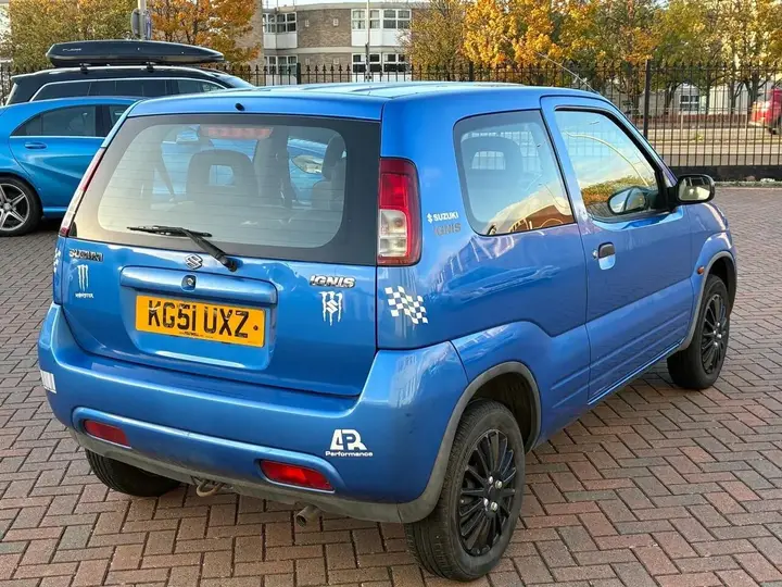 Suzuki Ignis 2001 photo 4