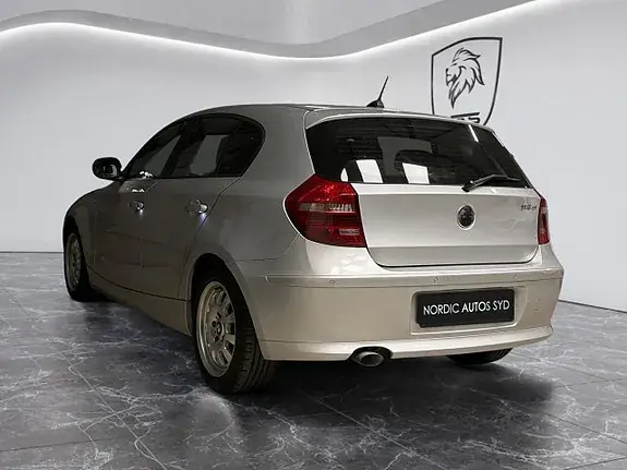 BMW 118D 2011 photo 4