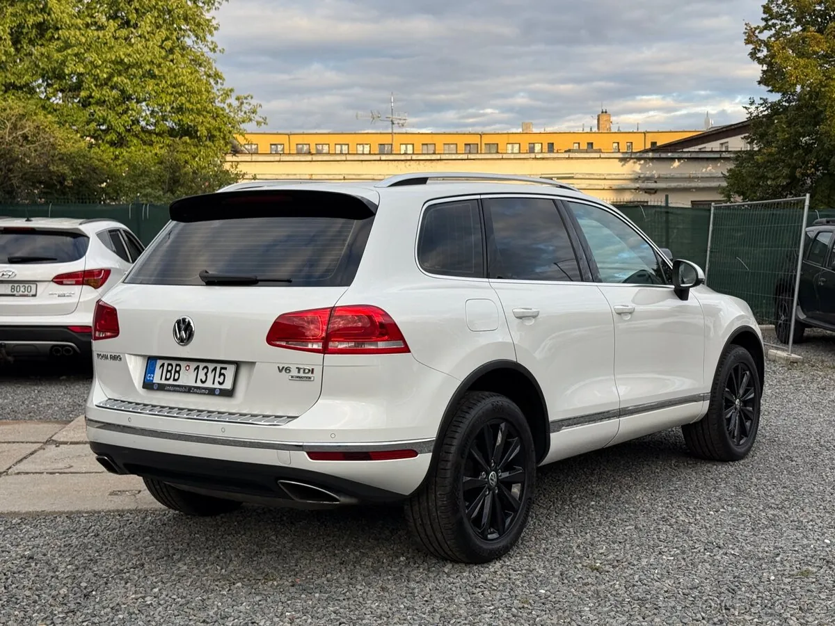 Volkswagen Touareg 2015 photo 4