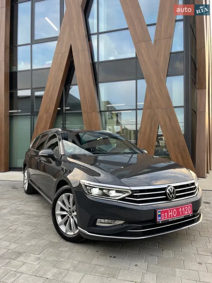 Volkswagen Passat 2021 photo 2