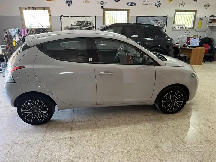 Lancia Ypsilon 2019 photo 3