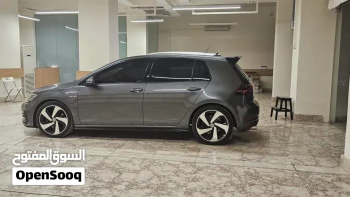 Volkswagen Golf Gti 2017 photo 2