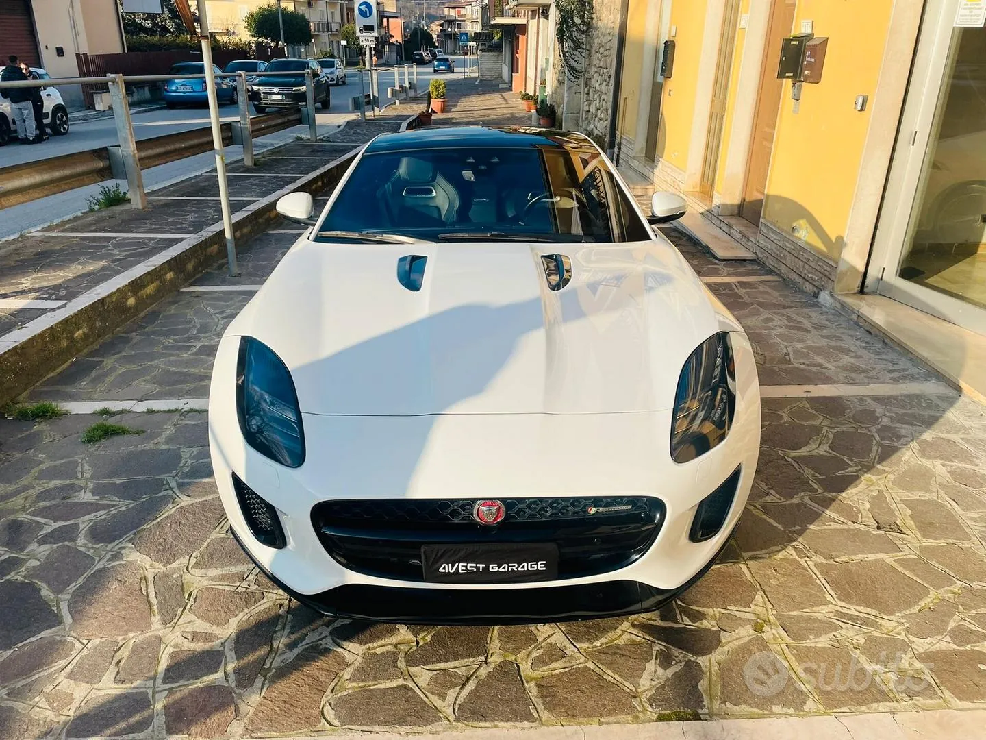 Jaguar F-Type 2018 photo 3