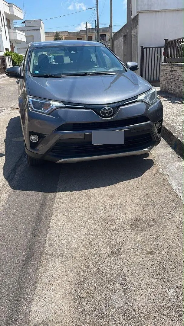 Toyota Rav4 2017 photo 2