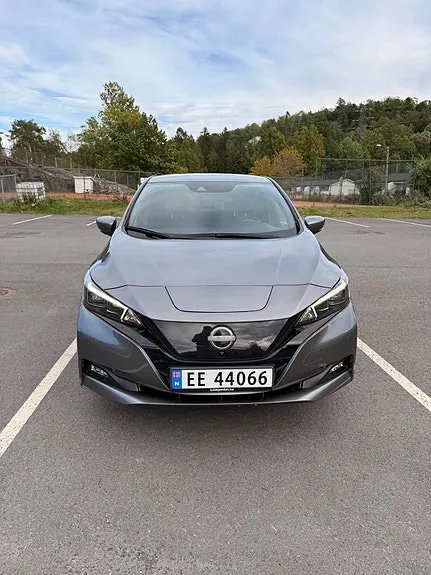 Nissan Leaf 2022 photo 2