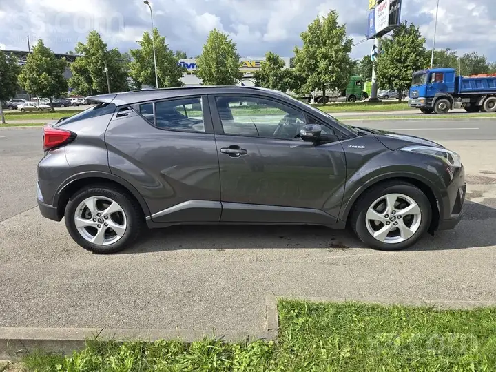 Toyota C-Hr 2017 photo 5