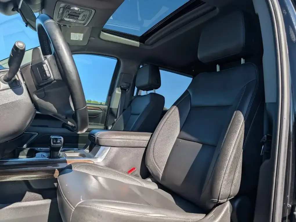 Chevrolet Silverado 1500 2024 photo 2
