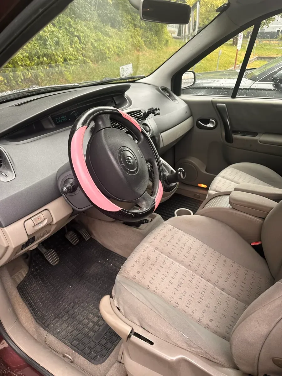Renault Scenic 2004 photo 2