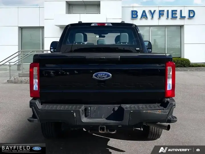 Ford F250 2023 photo 4