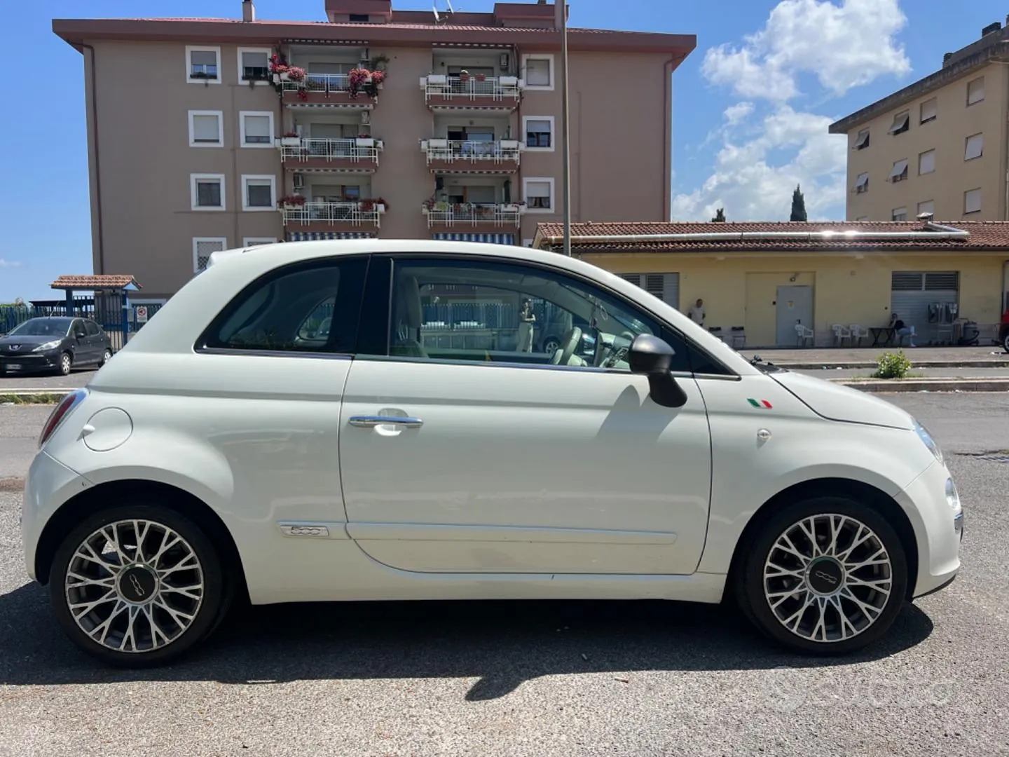 Fiat 500 2015 photo 2