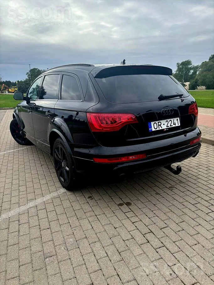 Audi Q7 2012 photo 5