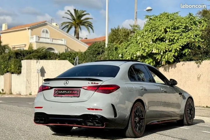Mercedes-Benz C-Class 2024 photo 3
