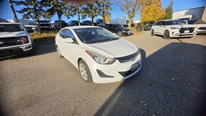 Hyundai Elantra 2015 photo 5