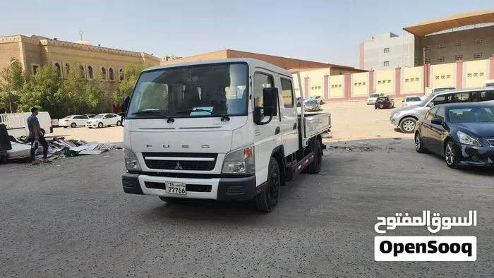 Mitsubishi Fuso Canter 2017 photo 3