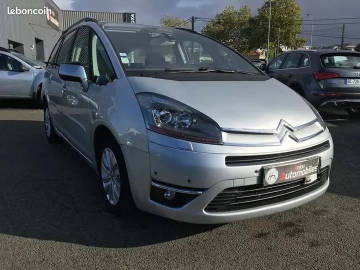 Citroen Grand C4 Picasso 2009 photo 2