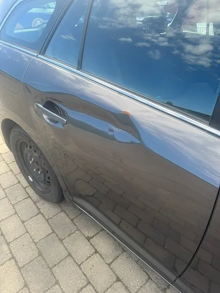 Toyota Avensis 2011 photo 4