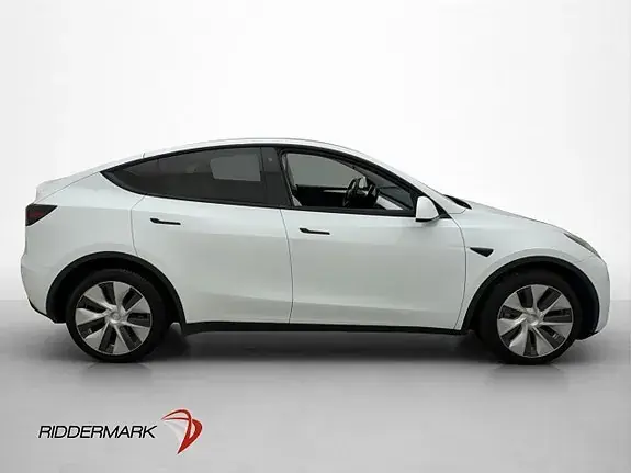 Tesla Model Y 2023 photo 5