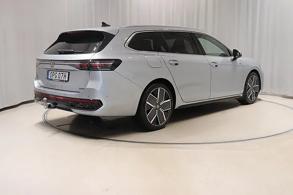 Volkswagen Passat 2026 photo 4