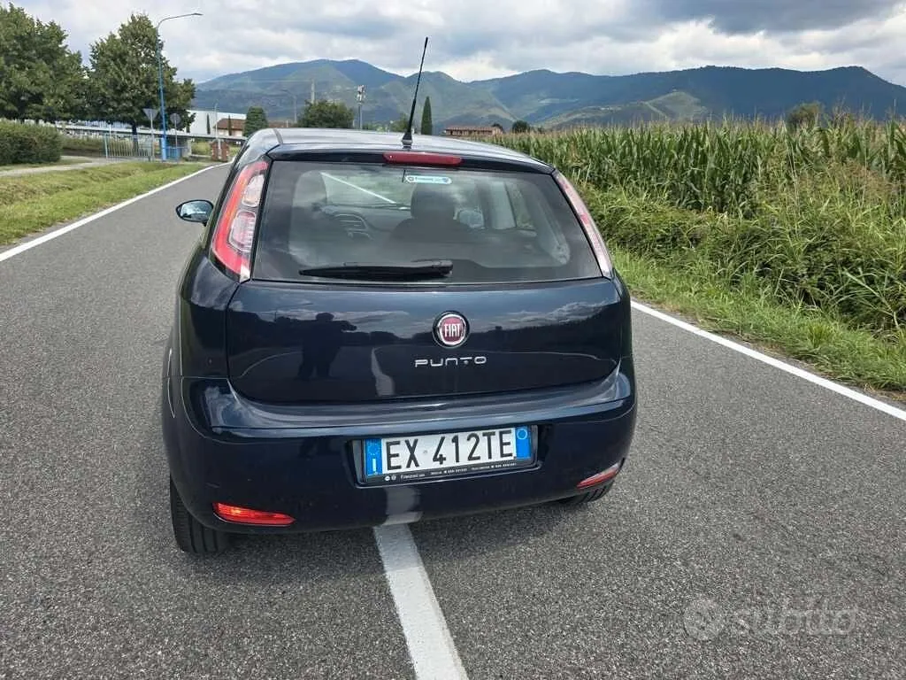 Fiat Punto 2015 photo 5