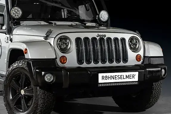Jeep Wrangler Unlimited 2012 photo 2