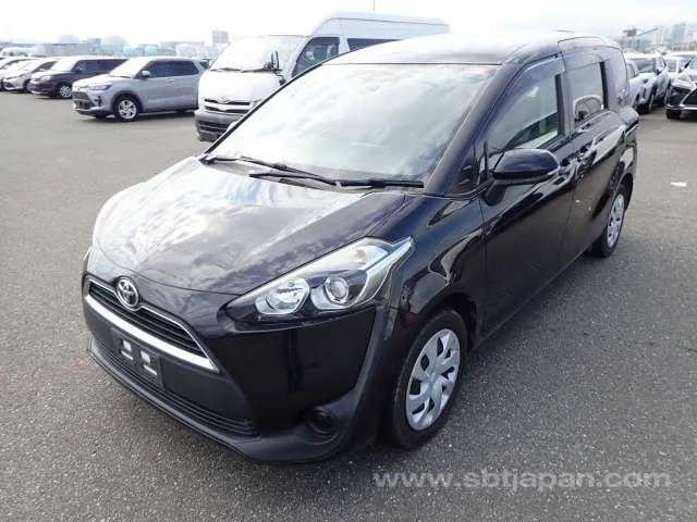 Toyota Sienta 2016 photo 2