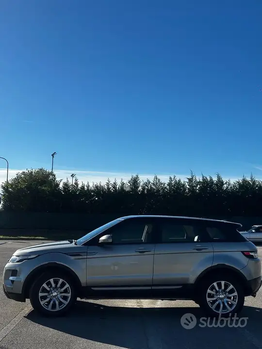 Land Rover Range Rover Evoque 2014 photo 4