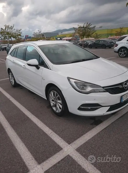 Opel Astra 2020 photo 3