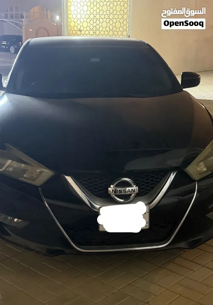 Nissan Maxima