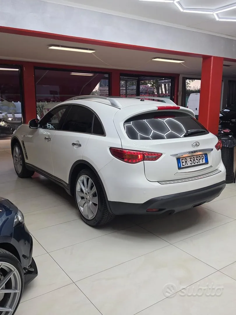 Infiniti Fx 2013 photo 4