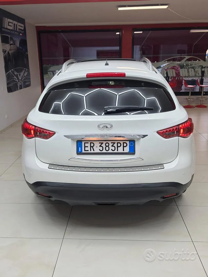 Infiniti Fx 2013 photo 5