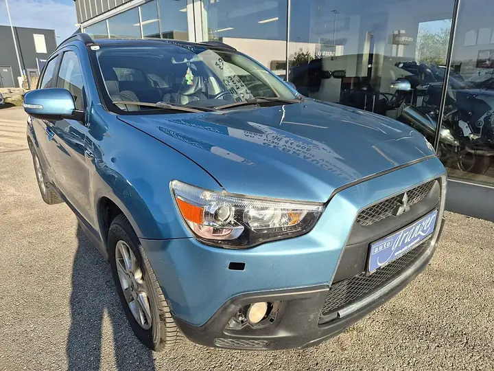 Mitsubishi Asx 2010 photo 2