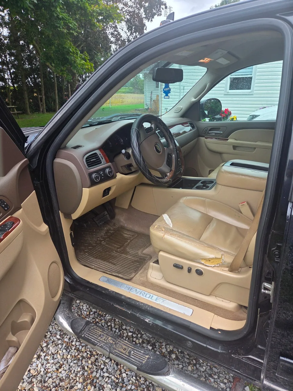 Chevrolet C/K Pickup 2500 2012 photo 3