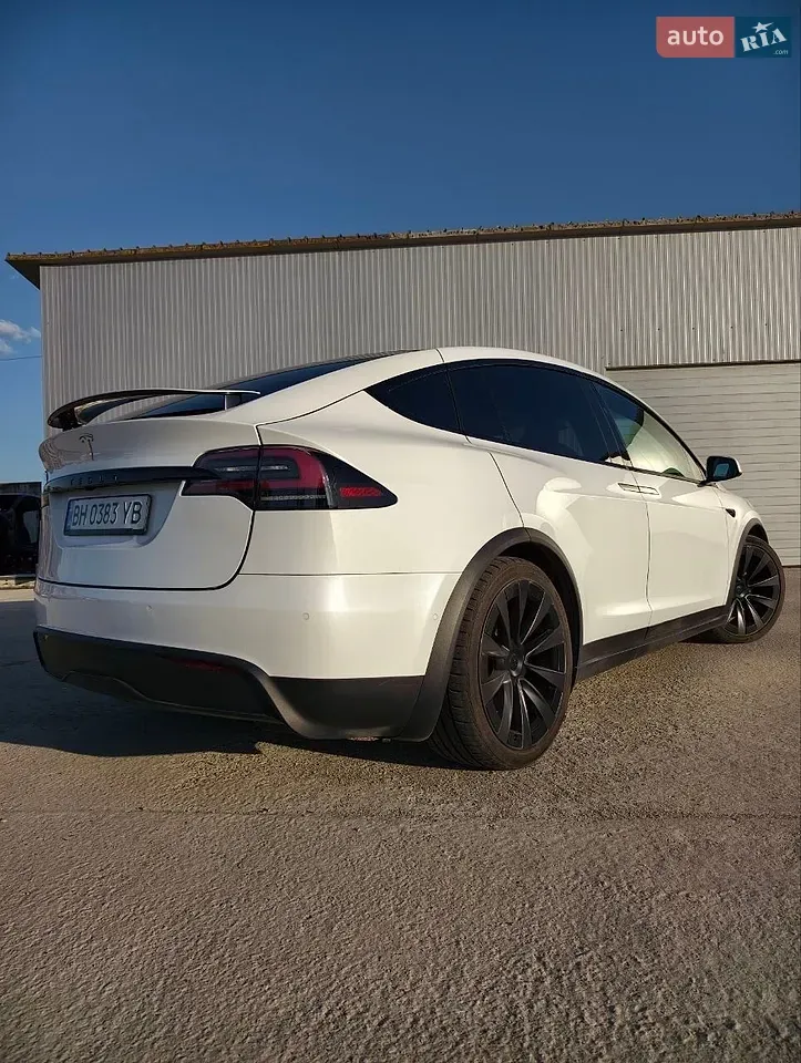 Tesla Model X 2022 photo 4