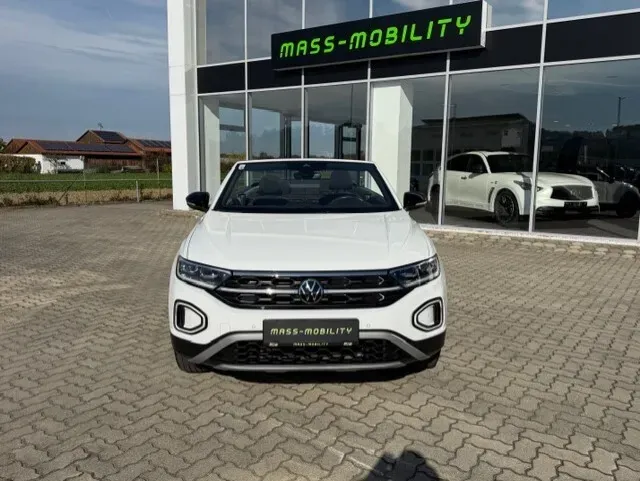 Volkswagen T-Roc 2022 photo 2