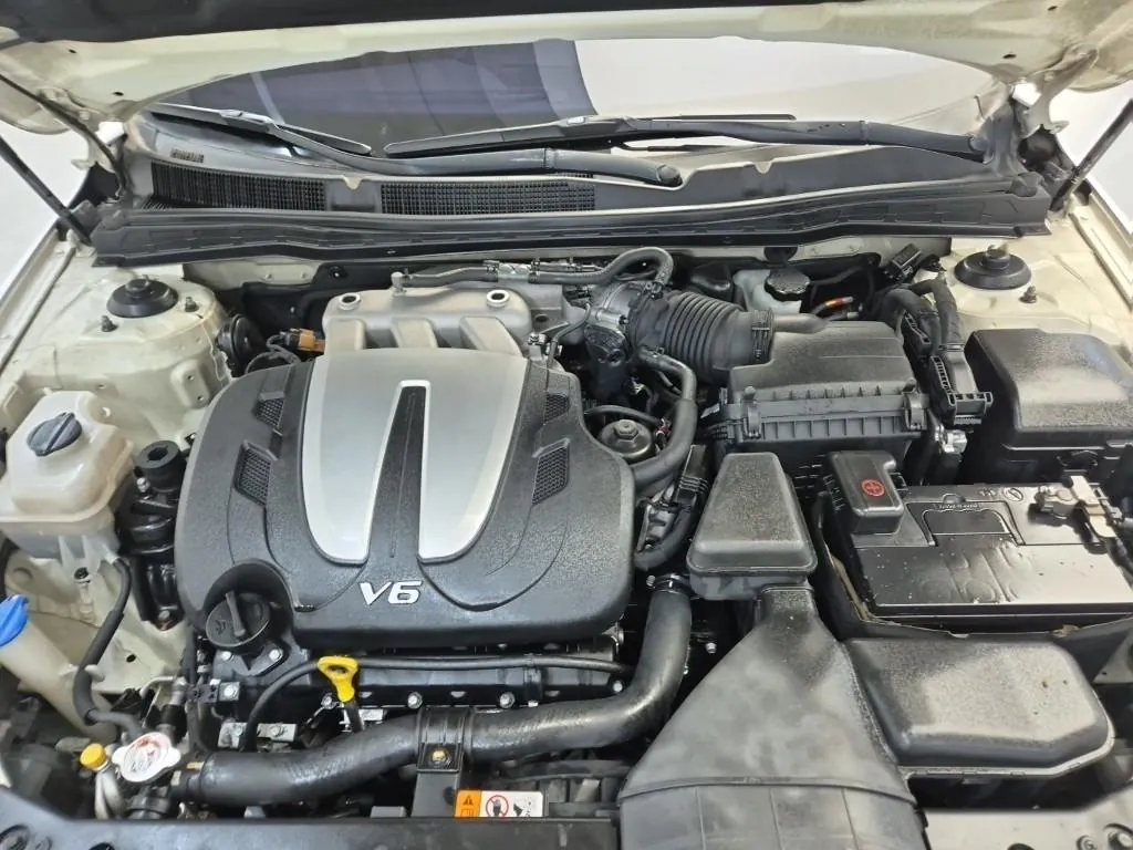 Kia K7 2012 photo 5