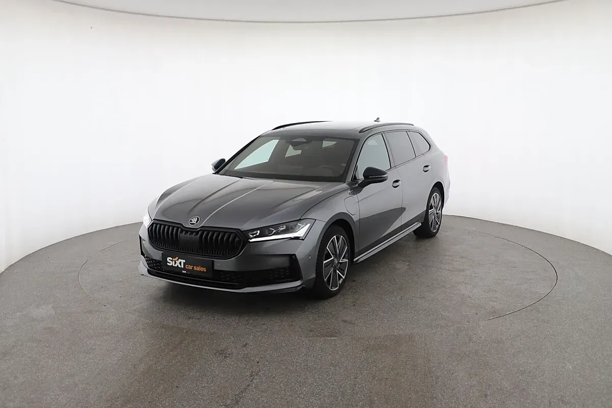 Skoda Superb 2025 photo 3