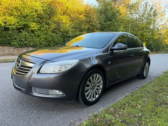 Opel Insignia 2011 photo 2