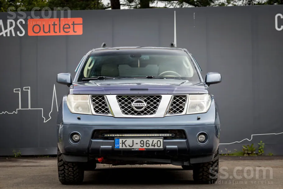 Nissan Pathfinder 2006 photo 2