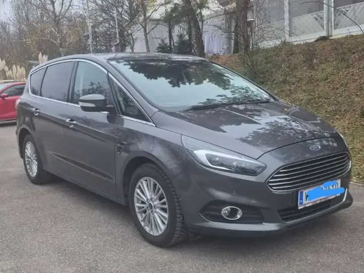 Ford S-Max