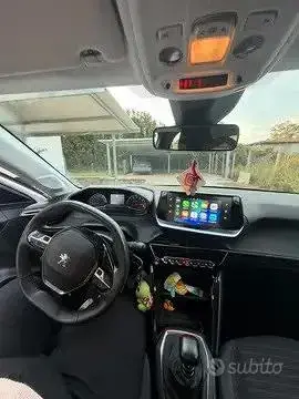 Peugeot 208 2022 photo 3